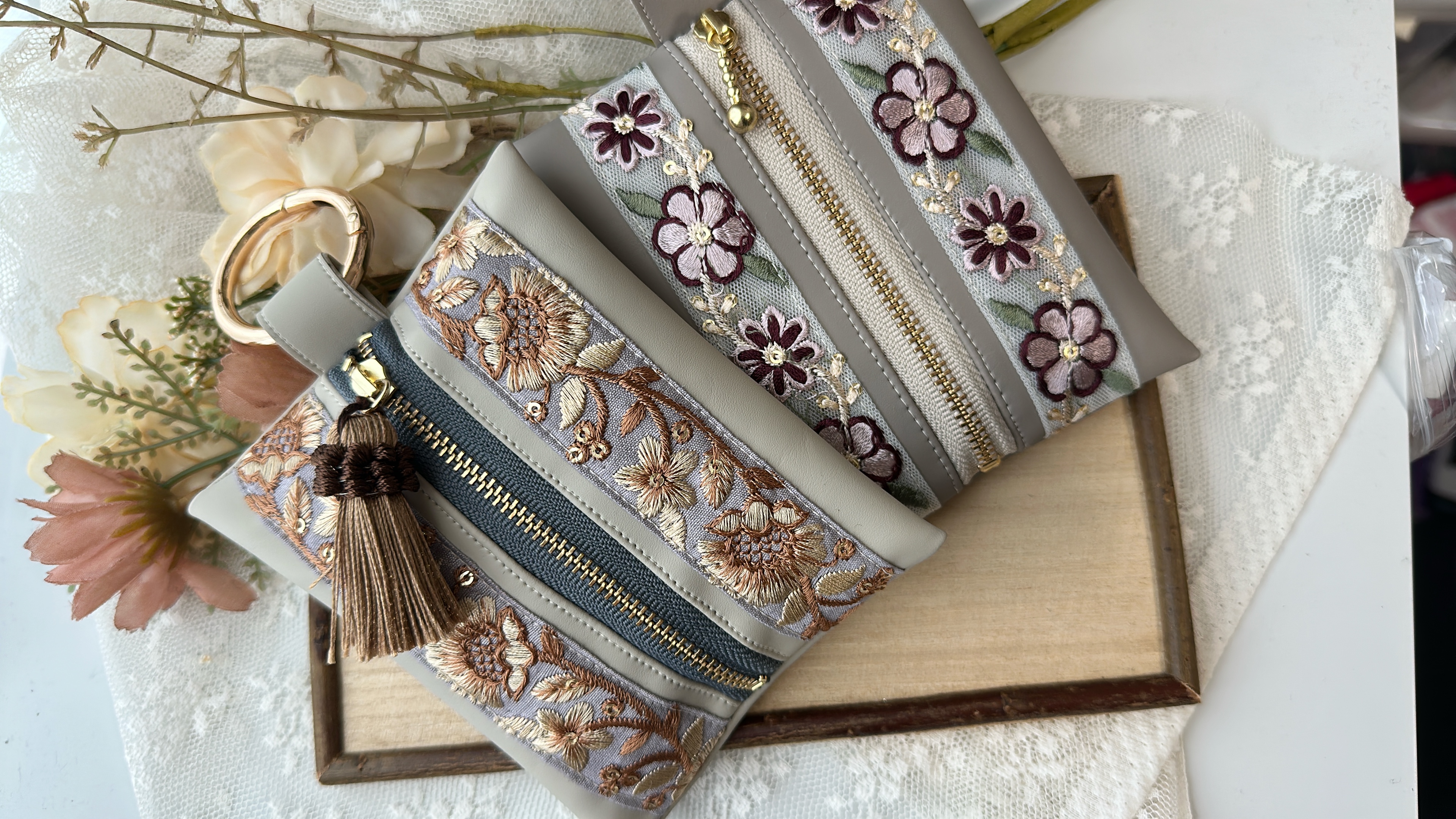 インド刺繍リボンのアクセサリー