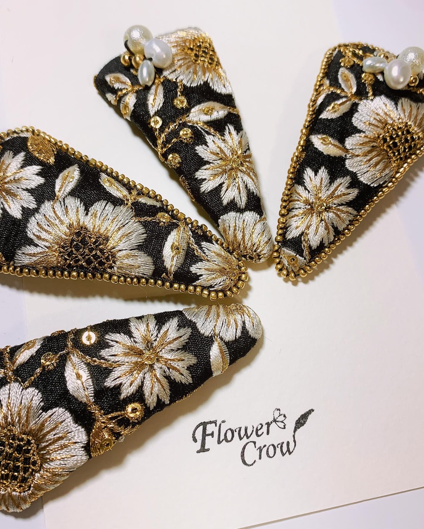 インド刺繍リボンのアクセサリー